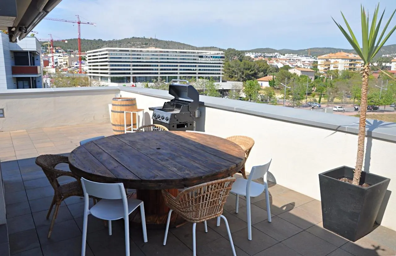 Can Robert Sitges Apartment
